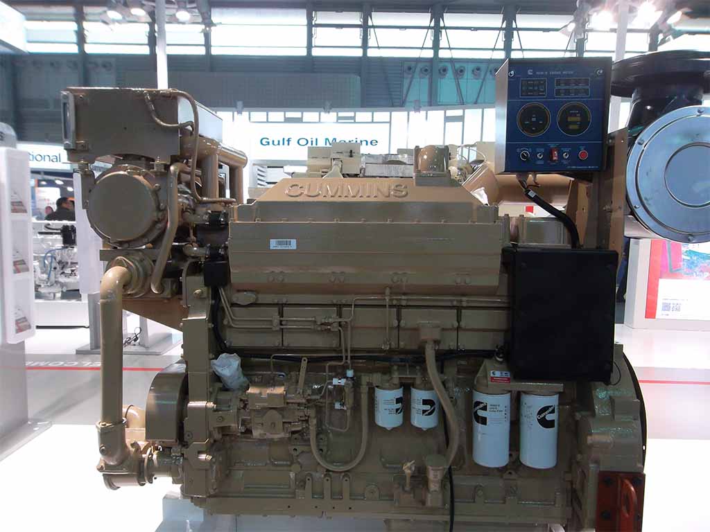 Cummins KTA19-M600 Marine Engine