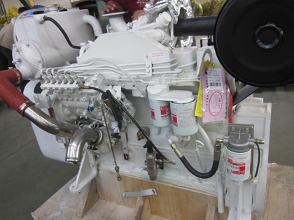 Cummins 6BTA5.9-M150 Marine Engine
